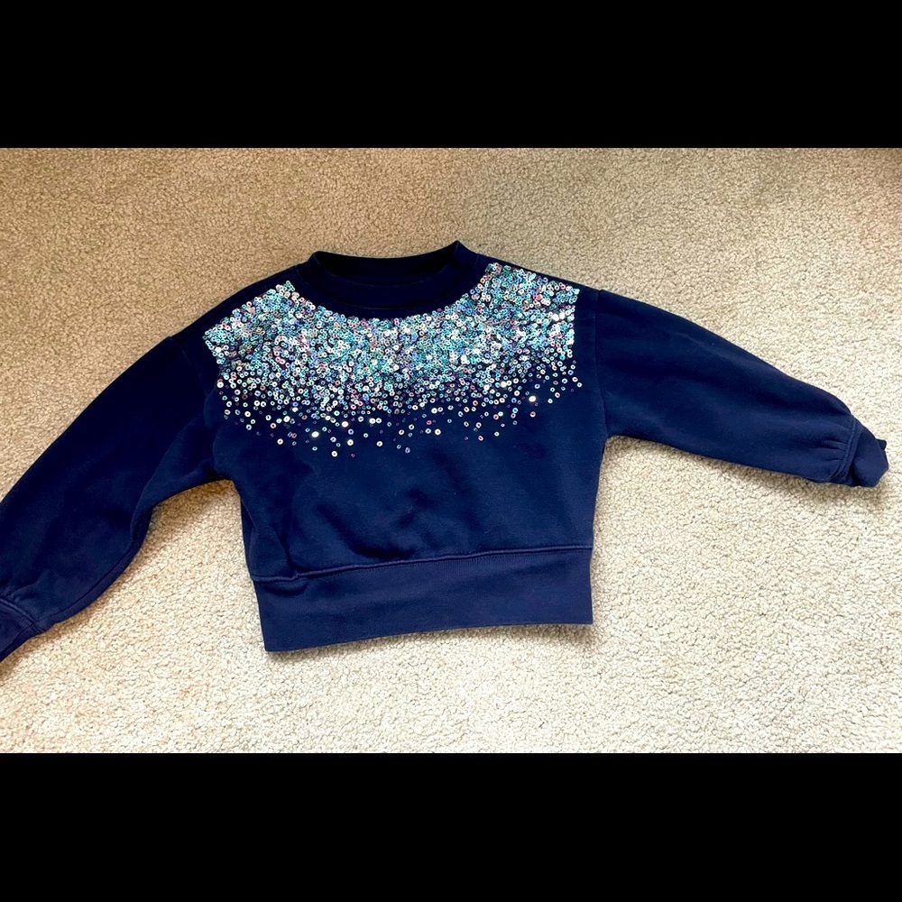 Gap kids XS (4-5) navy sequin sweatshirt